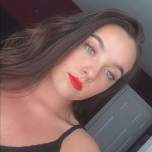 Meet your Posher, Gabrielle